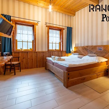 Ranch 13 - Western A Kone 호텔