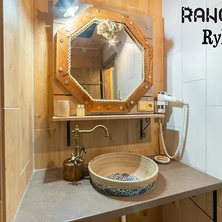 Ranch 13 - Western A Kone Nemšová