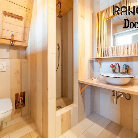 Ranch 13 - Western A Kone 3* Nemšová