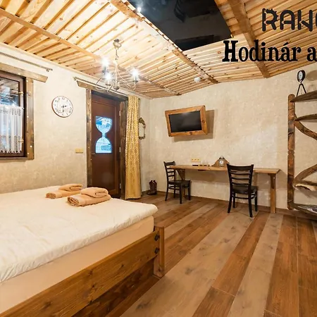 Ranch 13 - Western A Kone 호텔 Nemšová